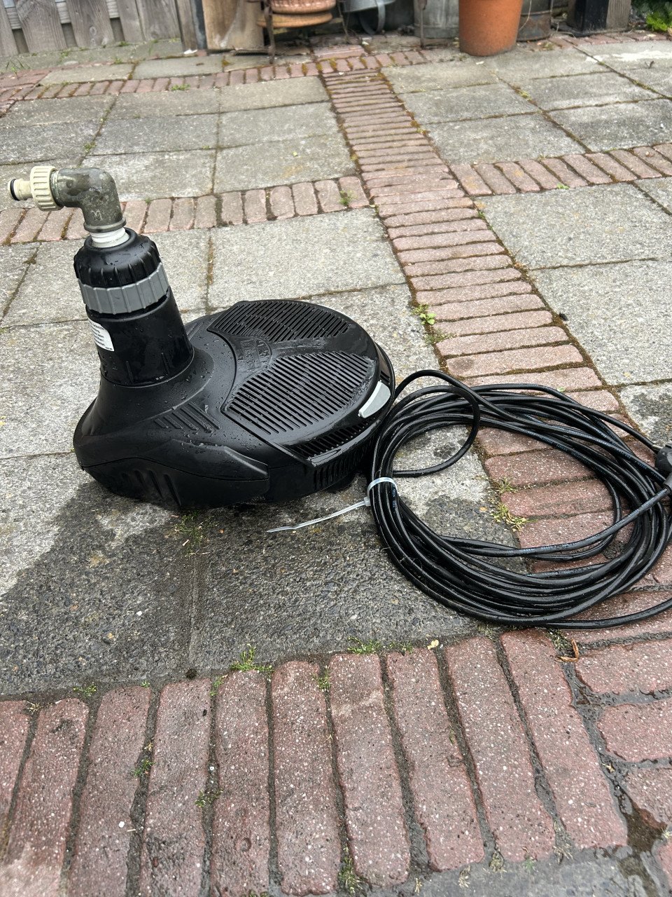 Te koop hozelock cyprio 2500 sterke en sterke Vijverpomp