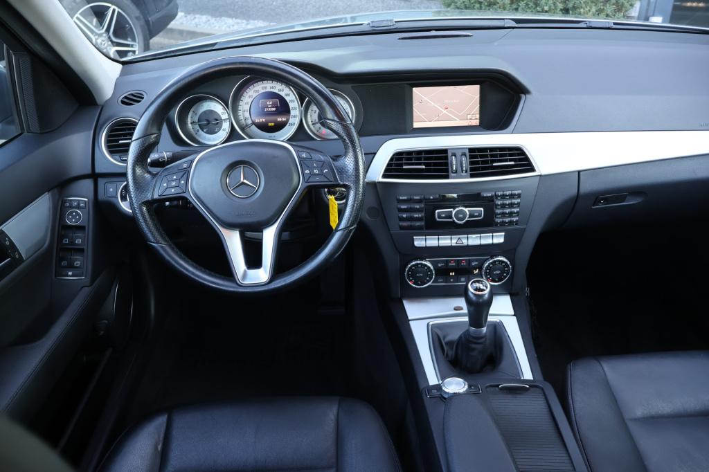 Mercedes-Benz C-Klasse 180 prestige avantgarde i trekhaak i lederen bekledi