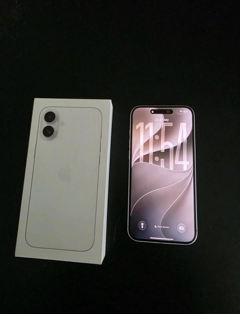 IPhone 16 Plus 128GB zo goed als nieuw