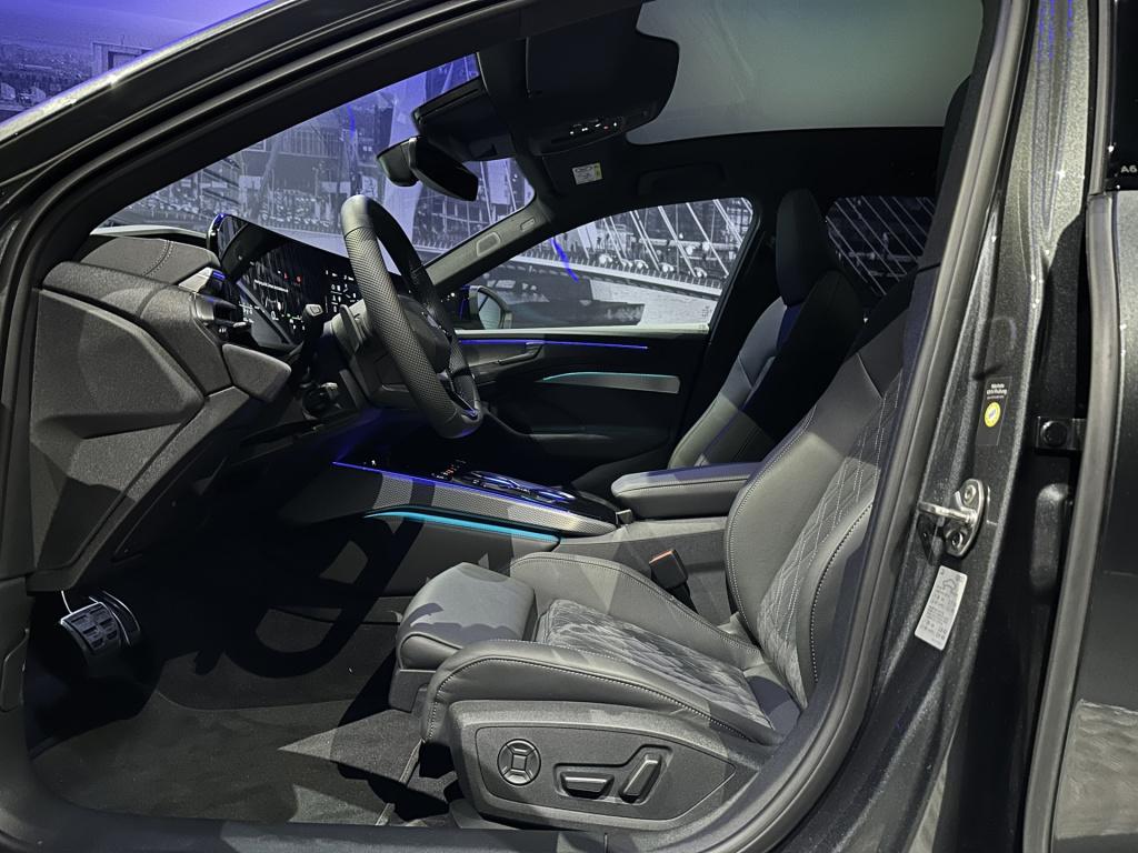 Audi A6 avant 2.0 e-hybrid quattro s edition competition *achterasbest*trek