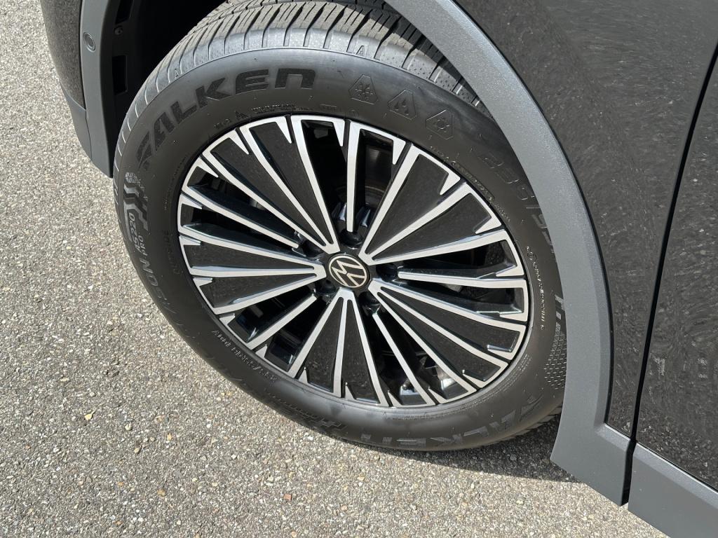 Volkswagen Tiguan 1.5 etsi 150pk dsg goal | trekhaak | 360 camera | iq ligh