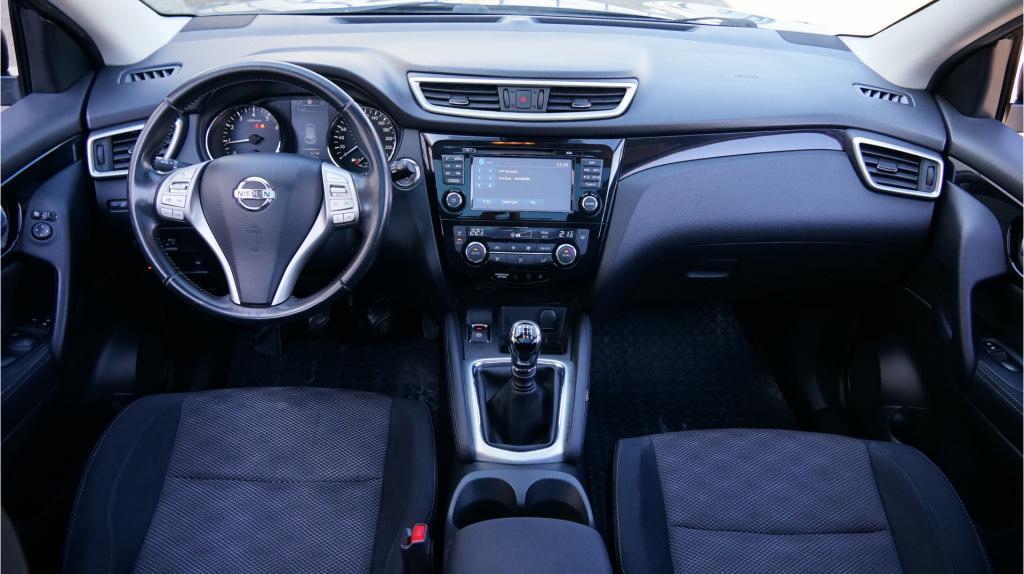 Nissan Qashqai 1.2 connect edition rijklaar incl garantie