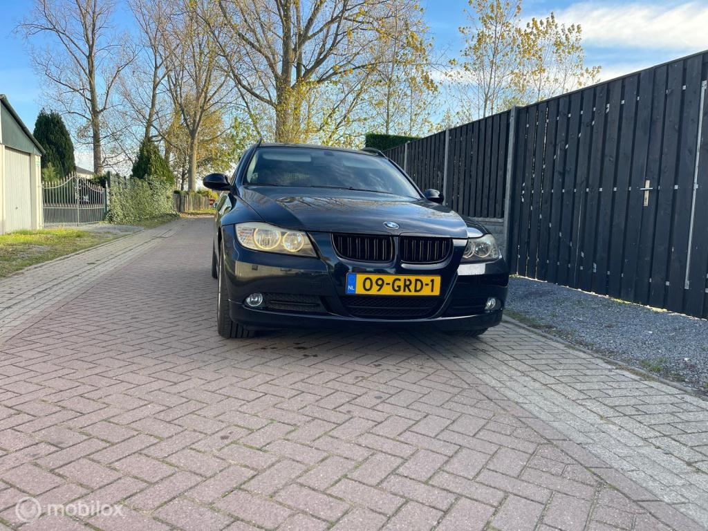 BMW 3-serie touring 318i executive