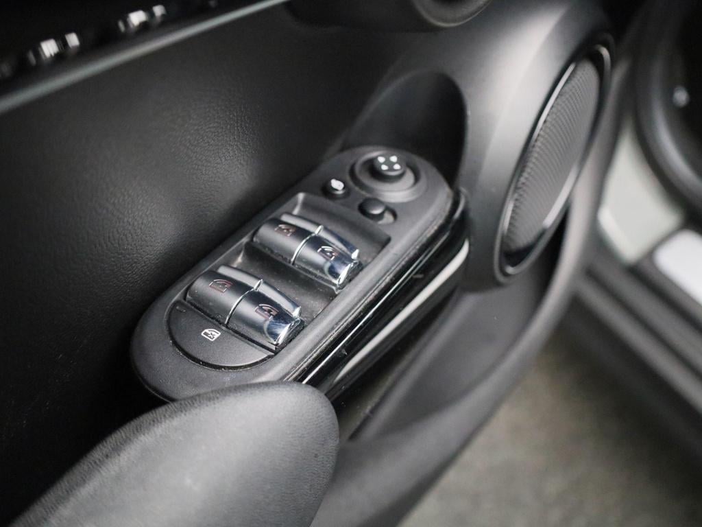 Mini One mini 1.5 business edition | navigatie | apple carplay | heads-up d