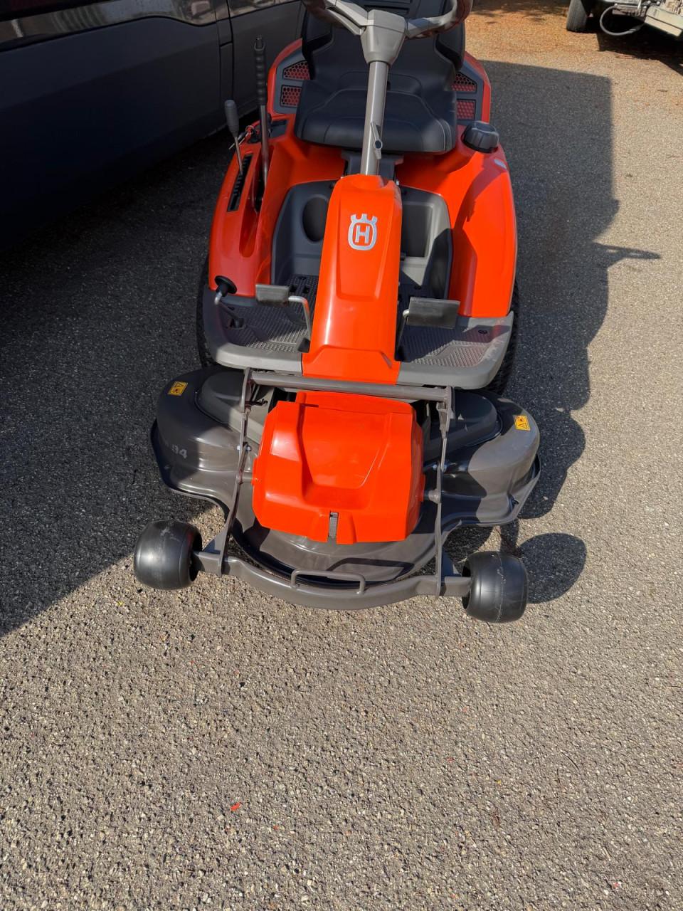 Husqvarna Rider 214C NIEUW