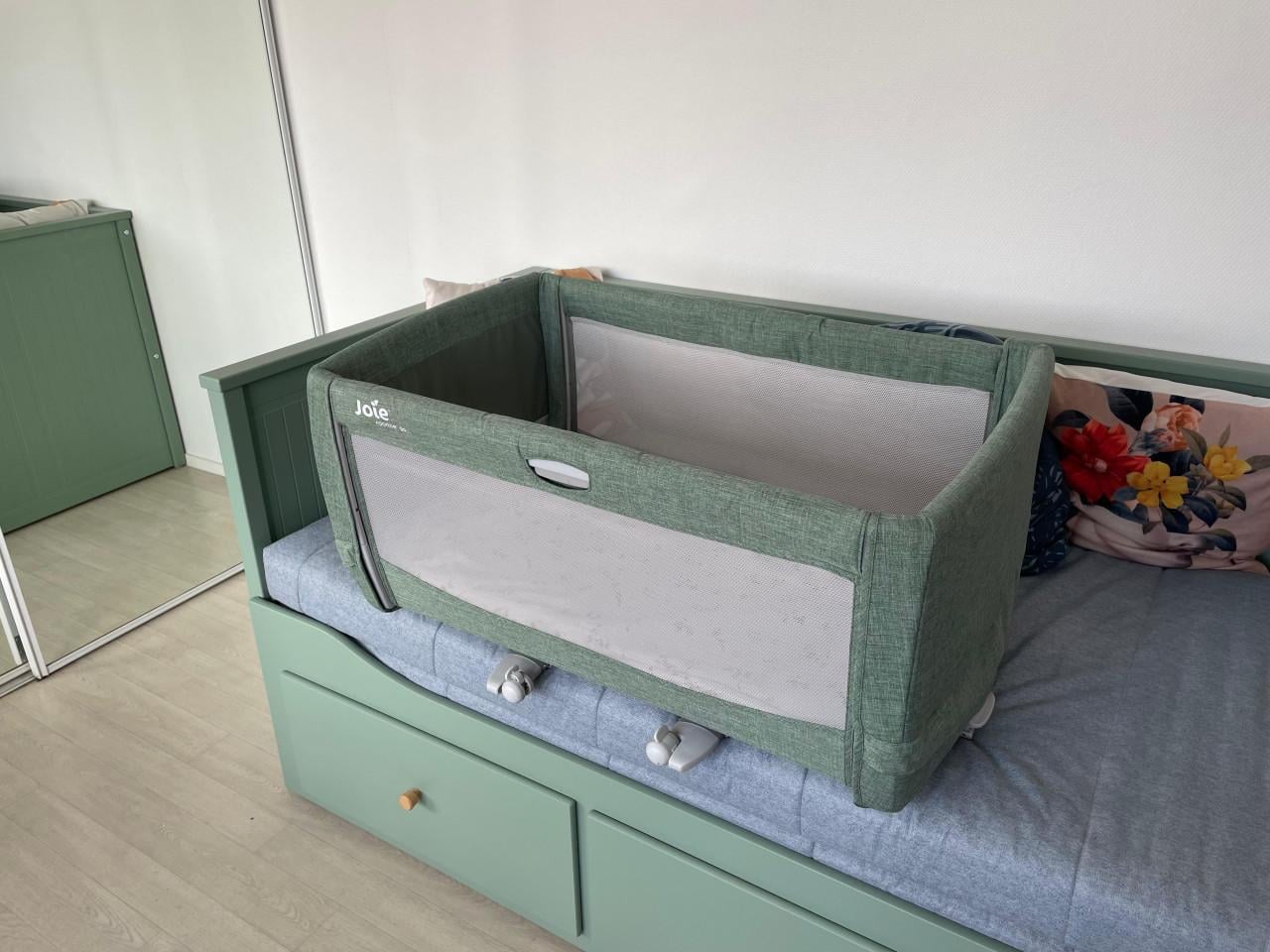 Co-Sleeper