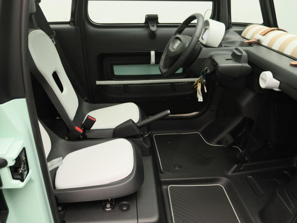 Fiat Topolino | led verlichting | panorama dak | smartphone houder | gratis