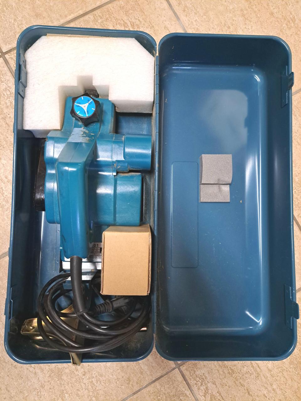 Makita schaaf type 1901 compleet in metalen box