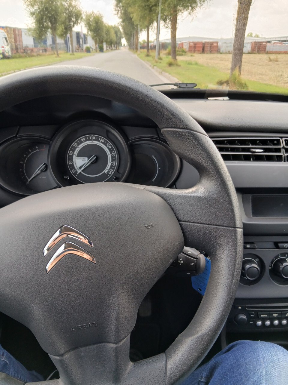 Citroen C3-2014-km. 172345 NAP-Airco-audio systeem-stuurbekr-nwe apk-5600,=