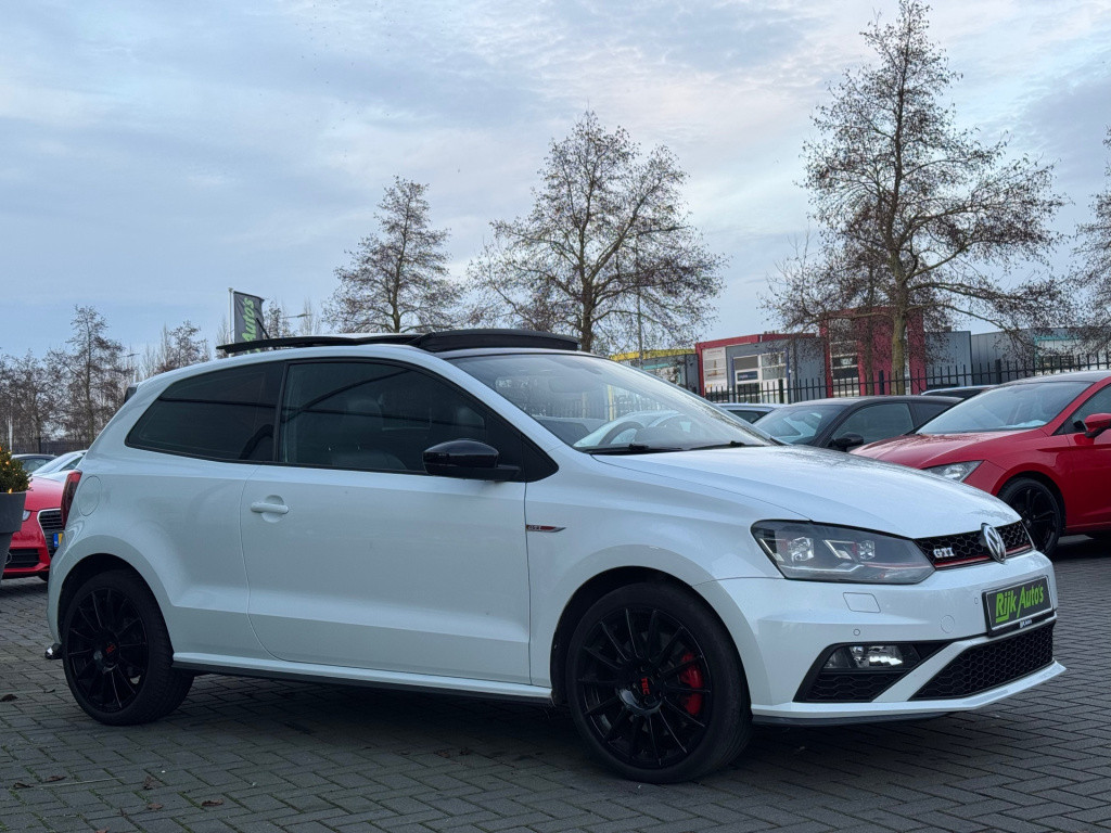 Volkswagen Polo 1.8 tsi gti * panoramadak * navigatie * cruise control