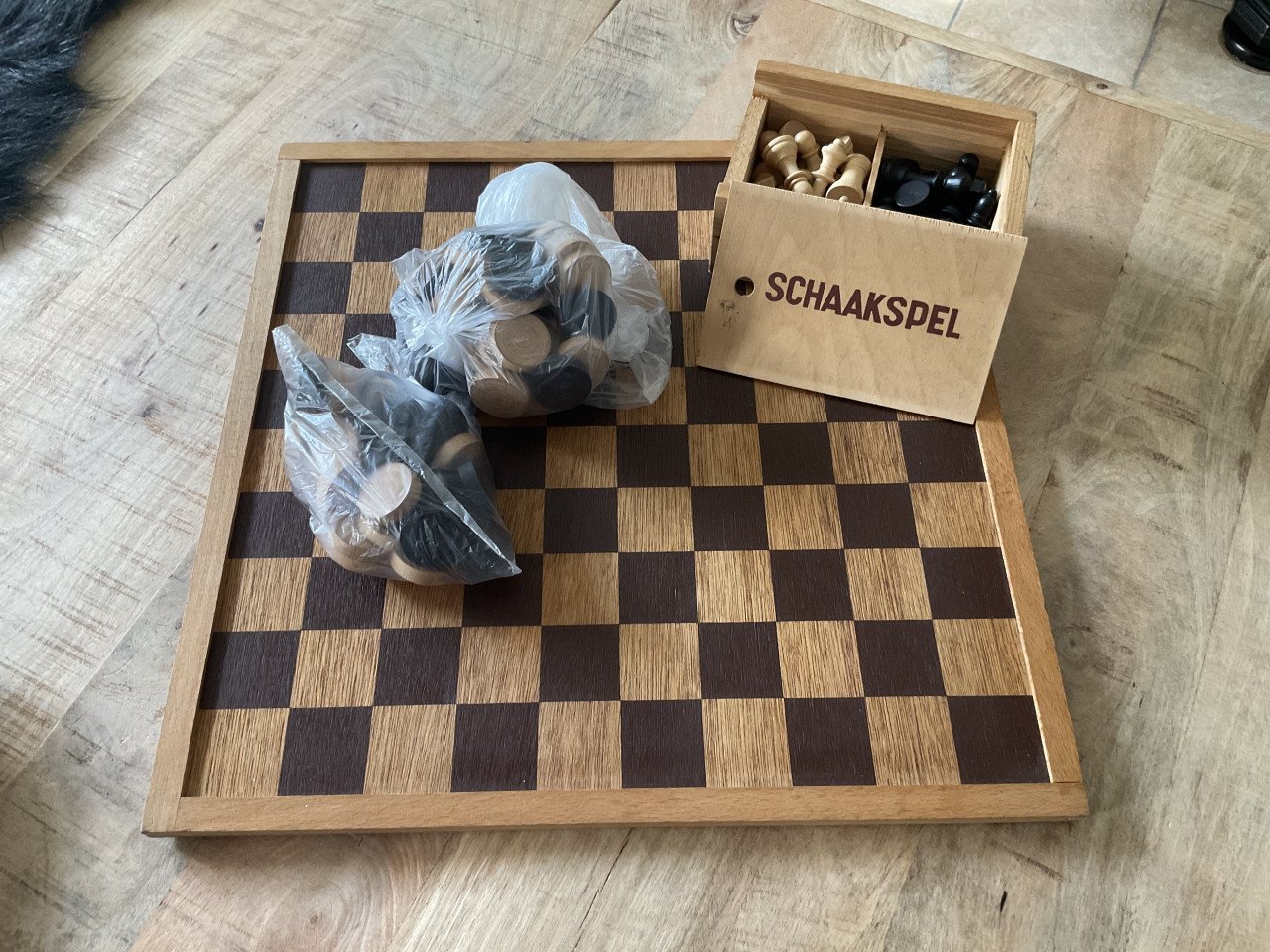 Schaakspel en damspel