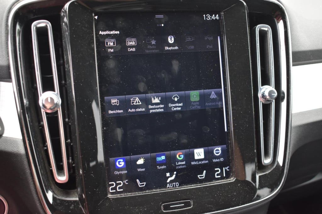 Volvo XC40 1.5 t3 leder | stuur en stoelverwarming | camera | apple carplay