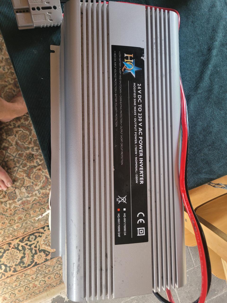 Omvormer  24 / 220 volt