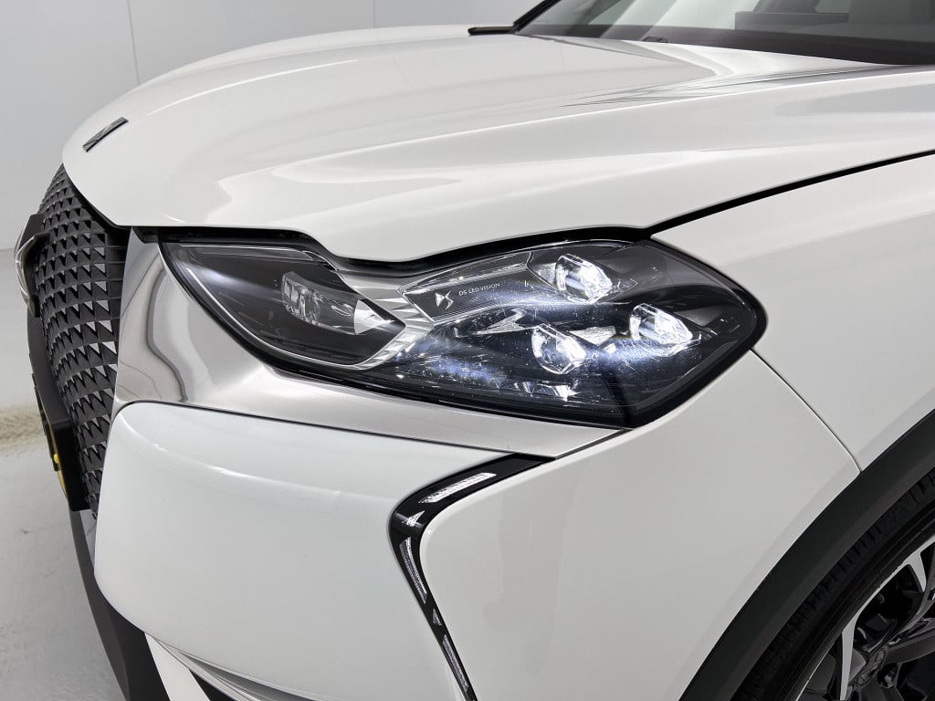 Ds Ds 3 crossback 130pk automaat rivoli | matrix led | navigatie | stoelver