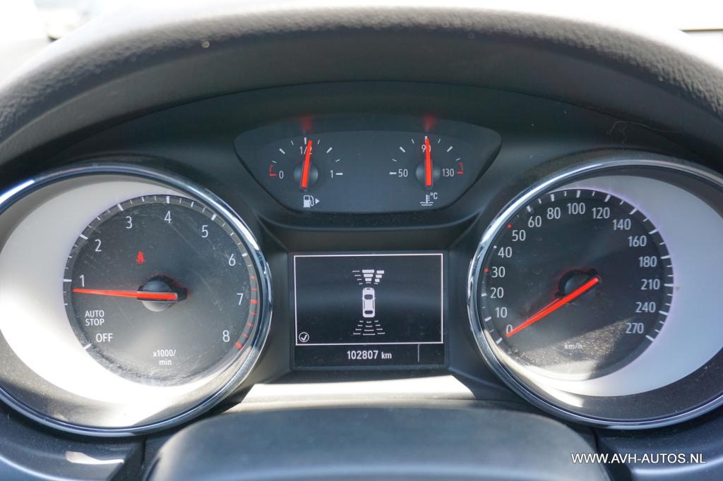 Opel Astra sports tourer 1.2 edition 2020