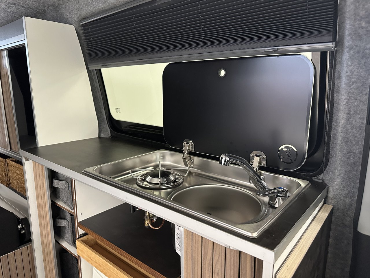 Mercedes Vito Camperbus 5 persoons 72.500km