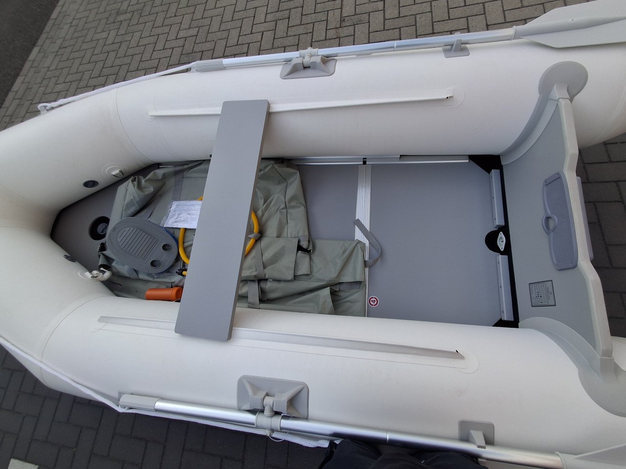 Splinternieuwe zodiac rubberboten in doos tegen dumpprijzen!!