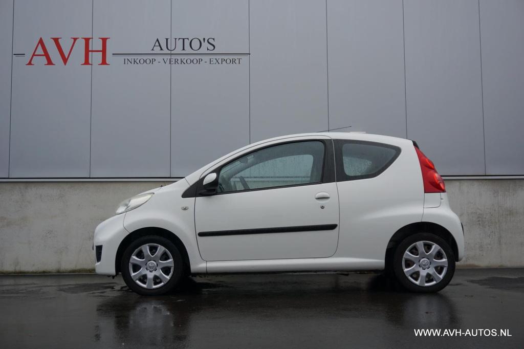 Peugeot 107 1.0-12v xs