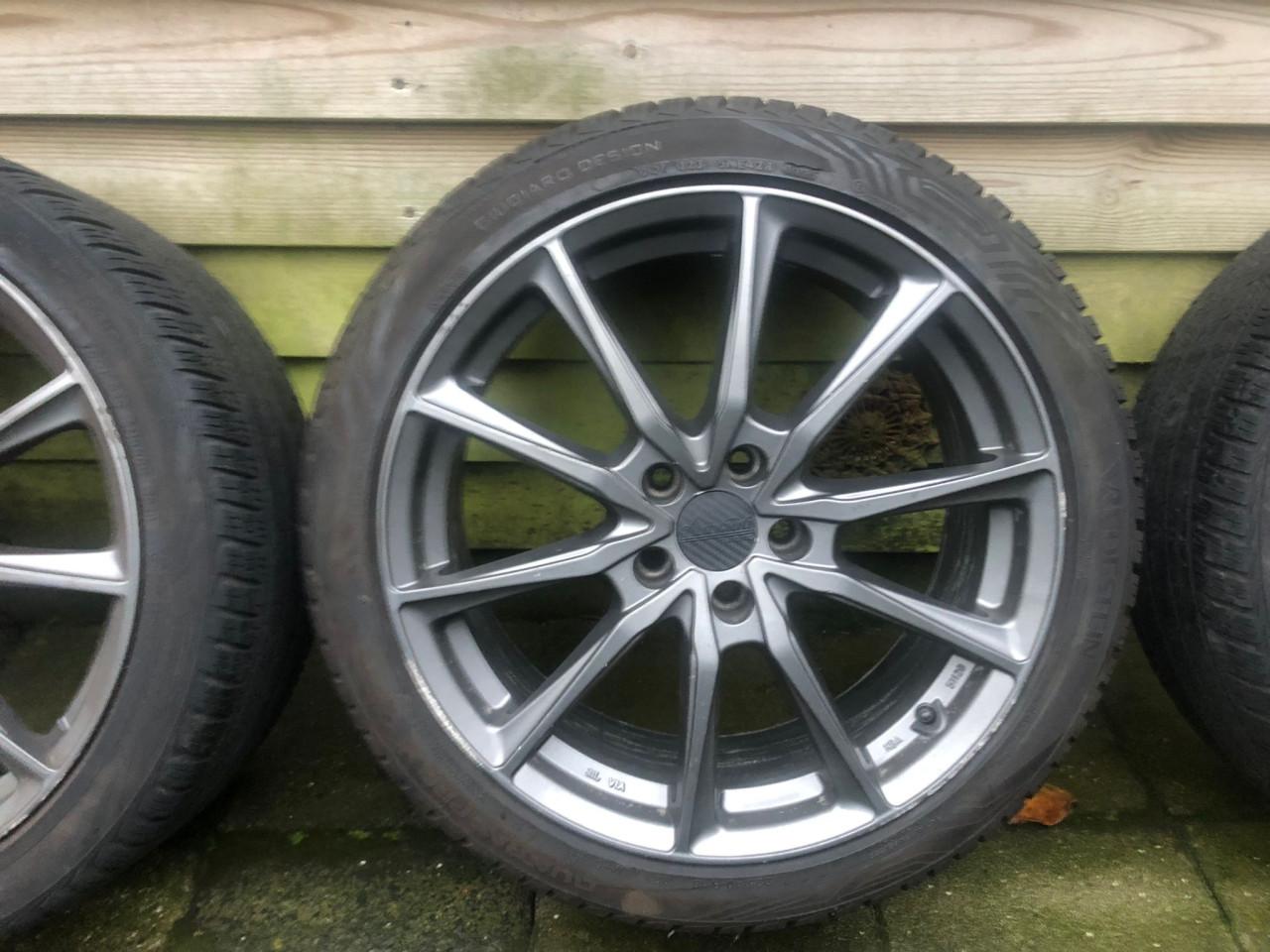 Sportvelgen met banden