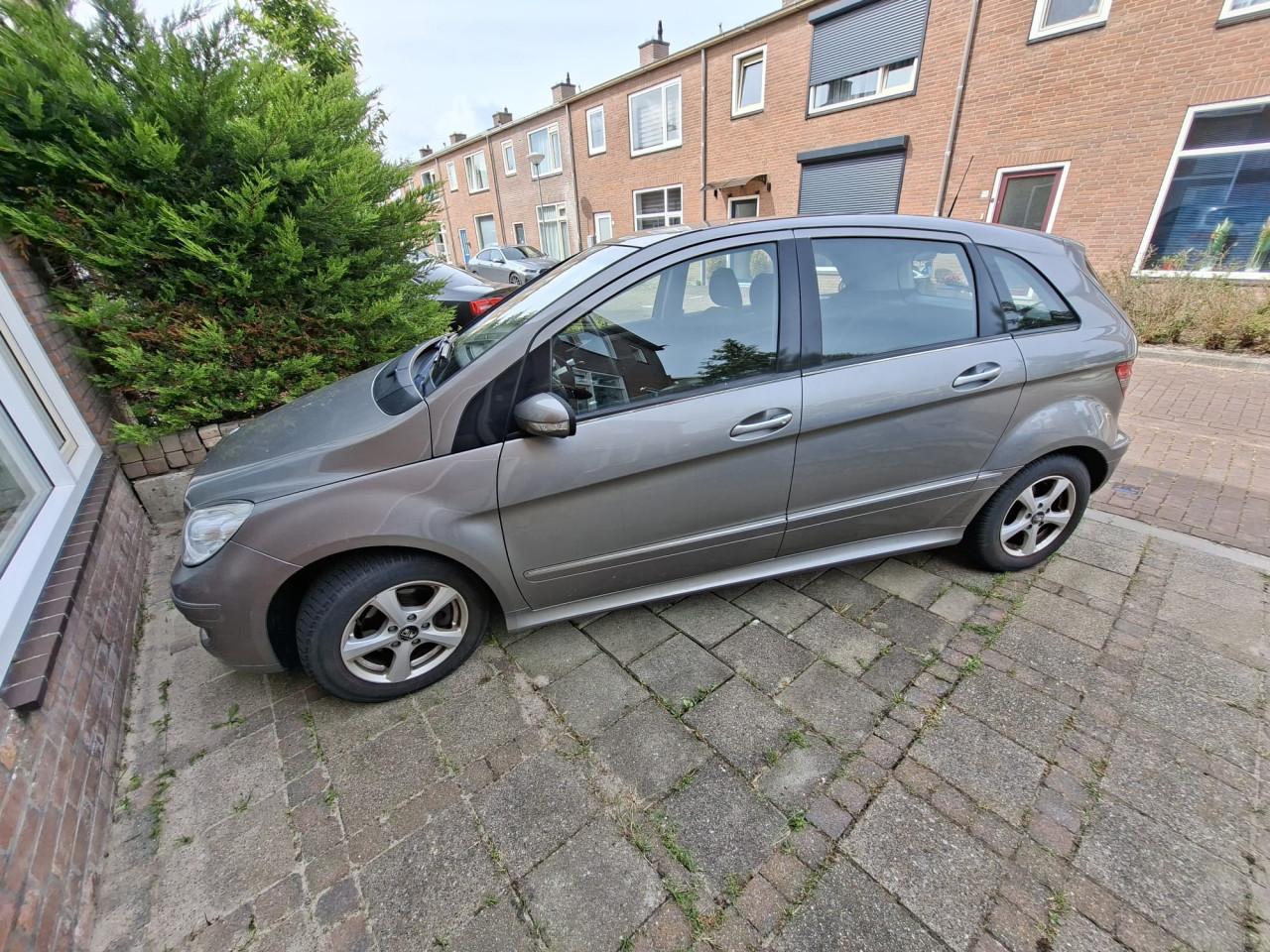 Mercedes-Benz B-Klasse 1.5 B150 5DRS CVT 2006 Grijs