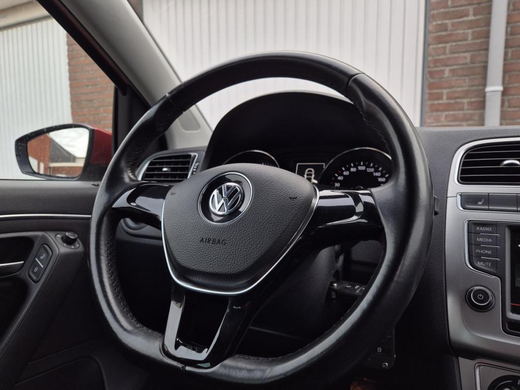 Volkswagen Polo 1.2 tsi comfortline / 5-deurs / airco / cruisecontrol / par