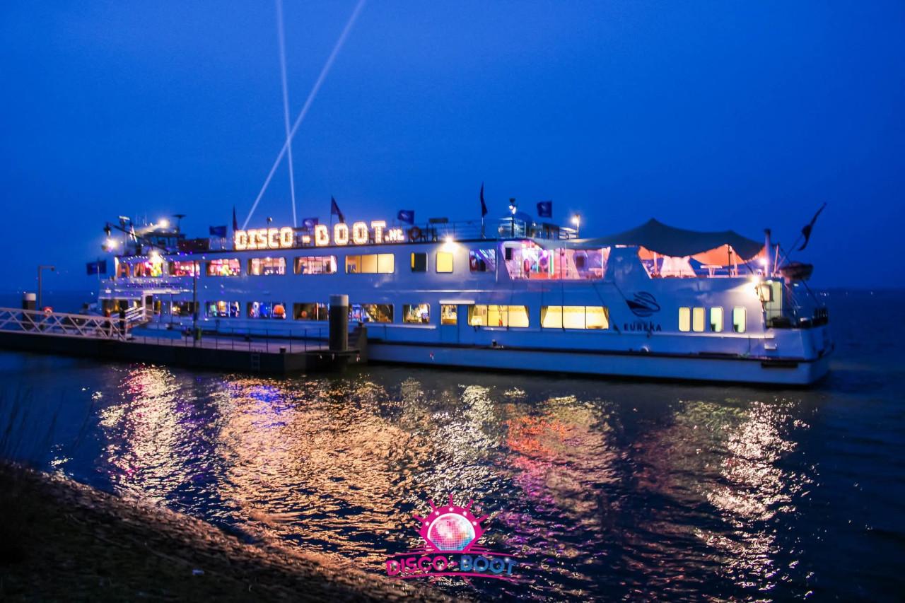 2 kaartjes disco boot breskens 20 Maart