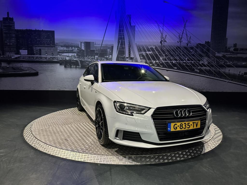 Audi A3 sportback 1.5 tfsi cod design s-line *led*navi*clima*sportstoelen
