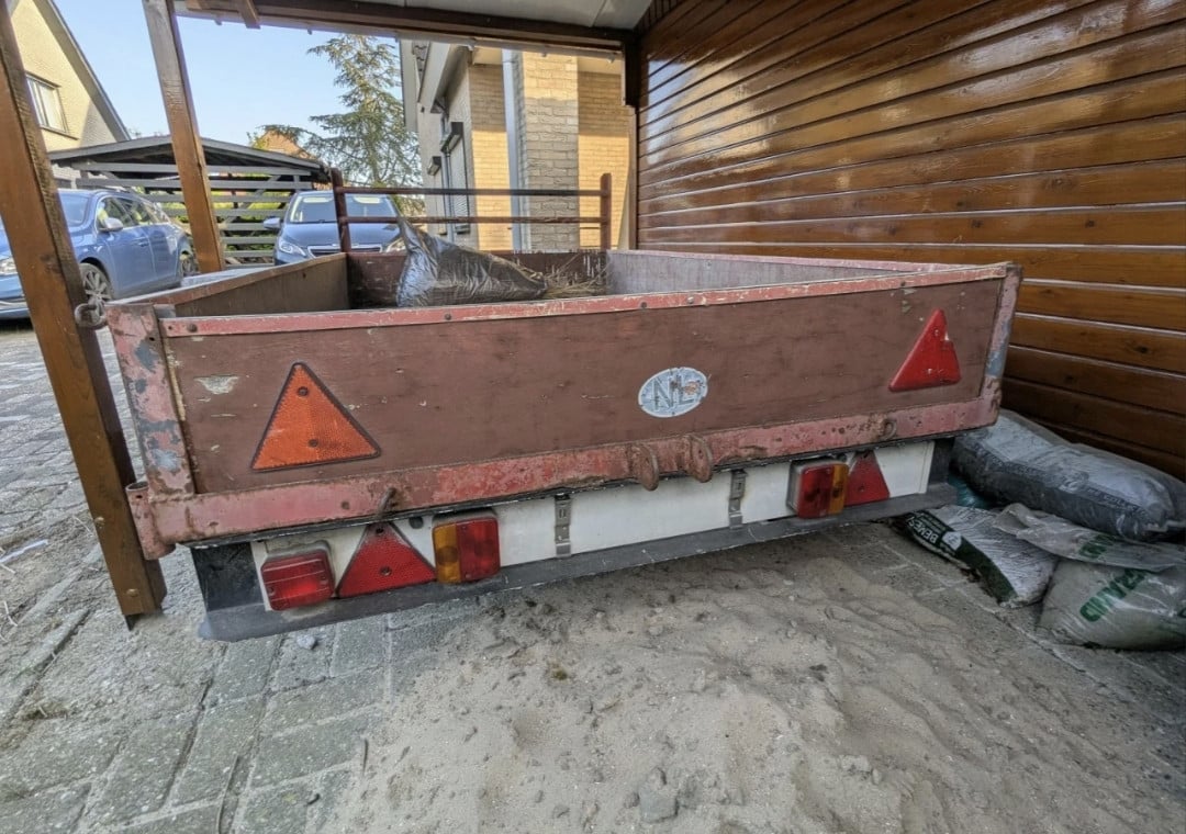 Ruime aanhangwagen | bezorgen mogelijk.