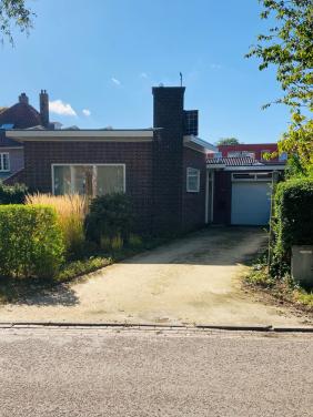 Woning, vrijstaande bungalow met gerage, tijdelijk te huur in Zierikzee