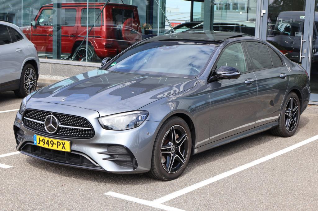 Mercedes-Benz E-Klasse 200 business solution amg l panoramadak l burmester 