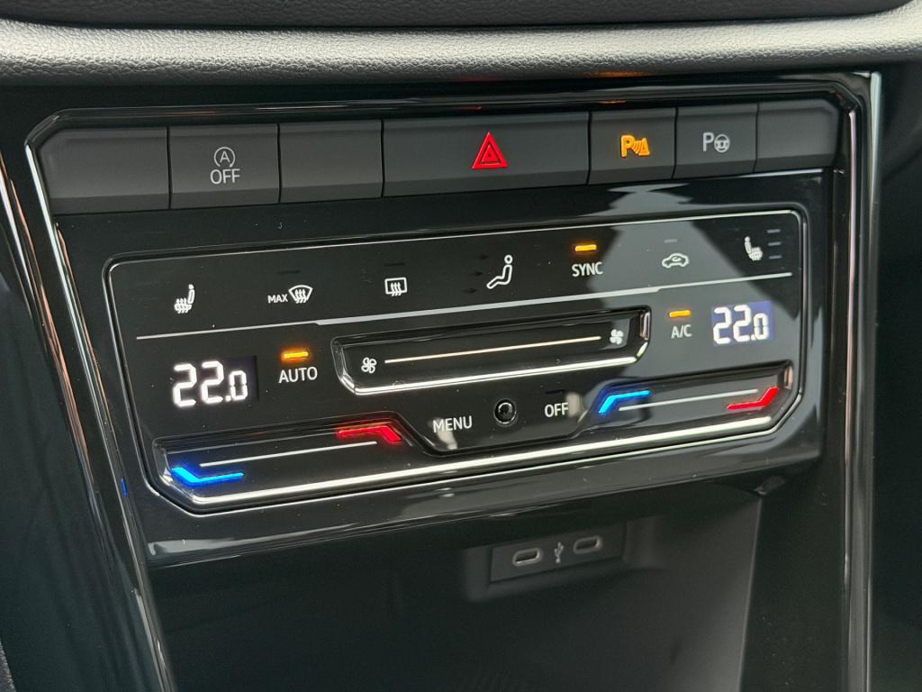 Volkswagen T-roc 1.5 tsi 150pk dsg r-line | camera | keyless | elek. achter