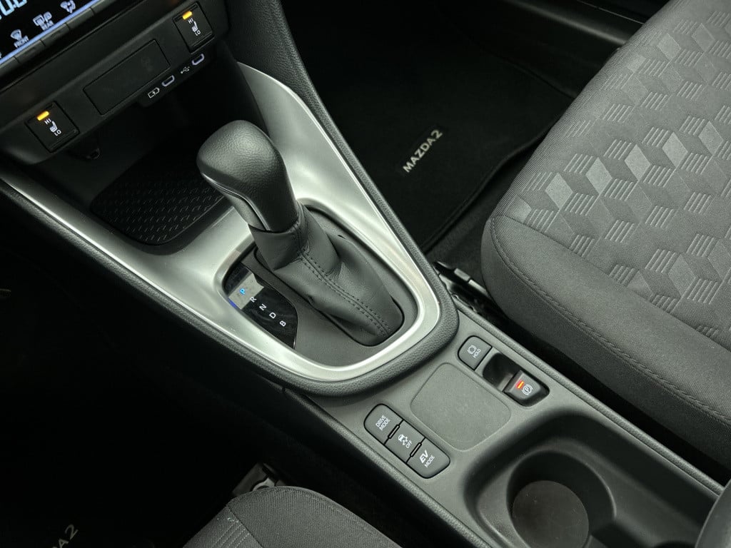 Mazda 2 Hybrid 1.5 centre-line camera | climate control | stoelverwarming