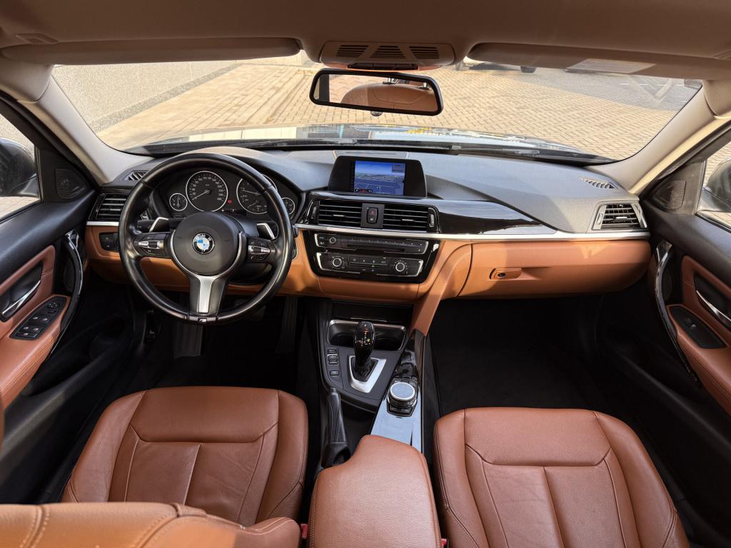 BMW 3-serie 320i high executive | harman/kardon | leder | v + a parkeersens