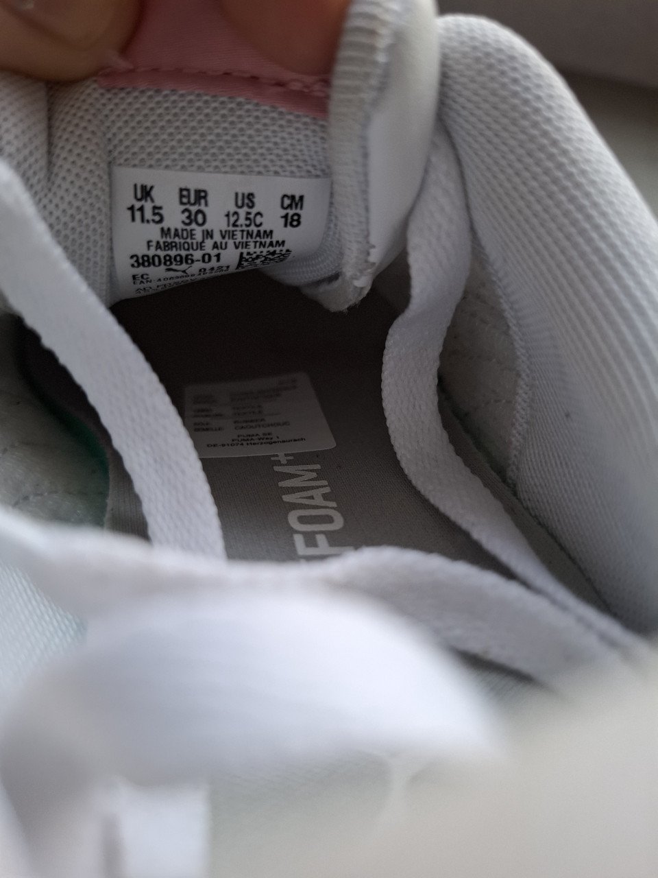 Witte Puma sneakers maat 30