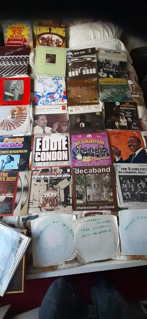 50 x LP's ...... *** JAZZ *** & 100 x CD Nederlands-Talig