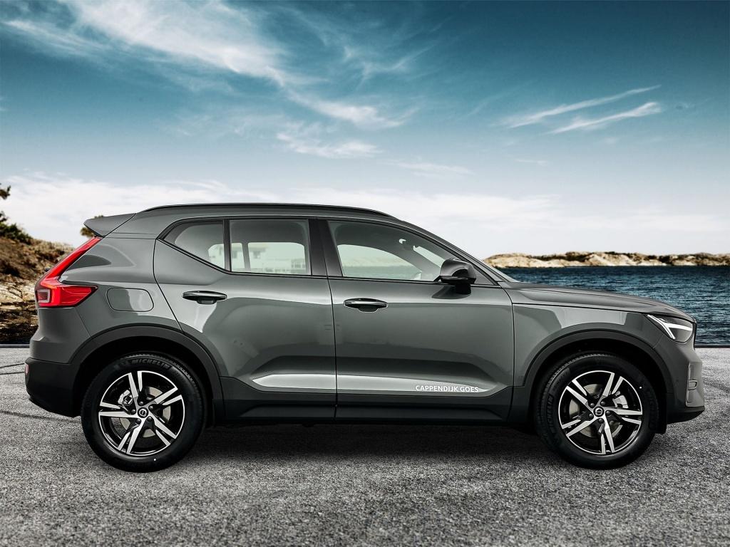 Volvo XC40 b4 204pk plus dark| 360camera| elek.stoelen| h&k sound|
