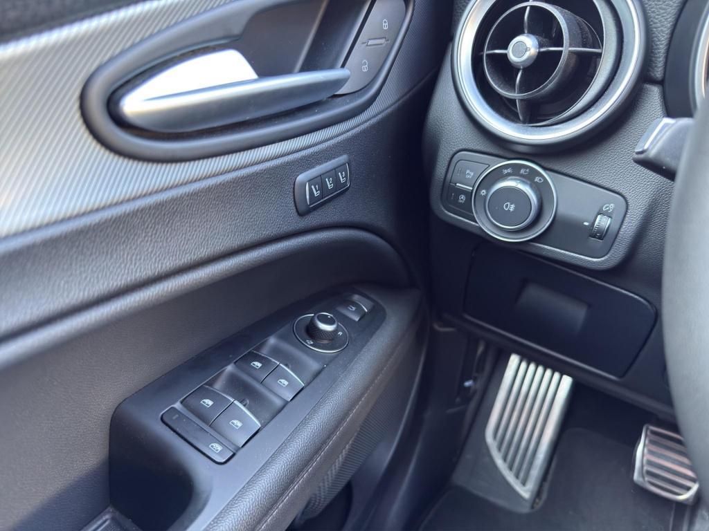 Alfa Romeo Stelvio 2.0 t awd super | 20" | camera | leder / sportstoelen | 