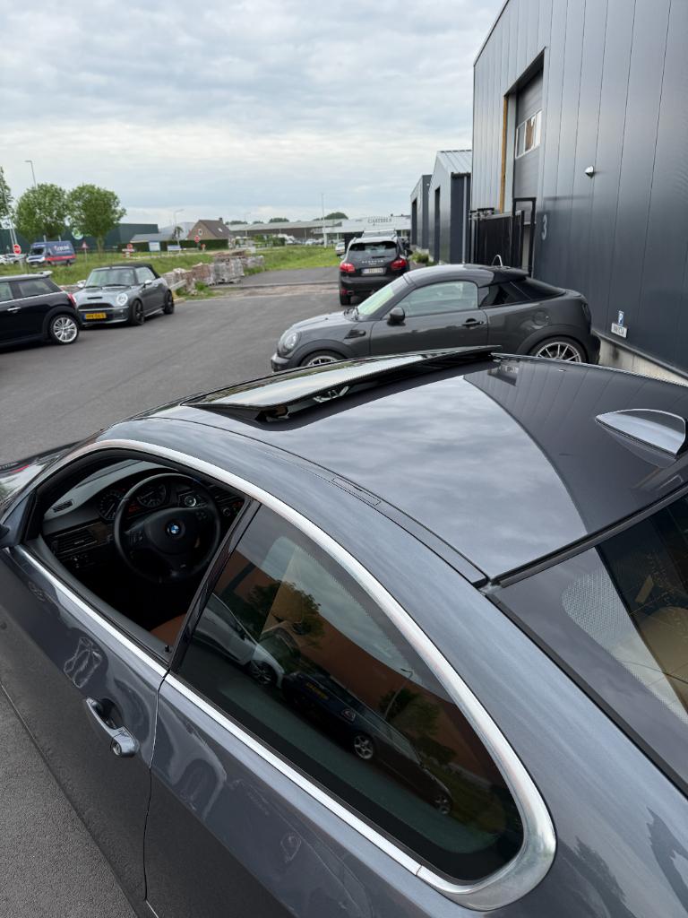 BMW 3-serie e92 320i corporate lease mineralgrey edition