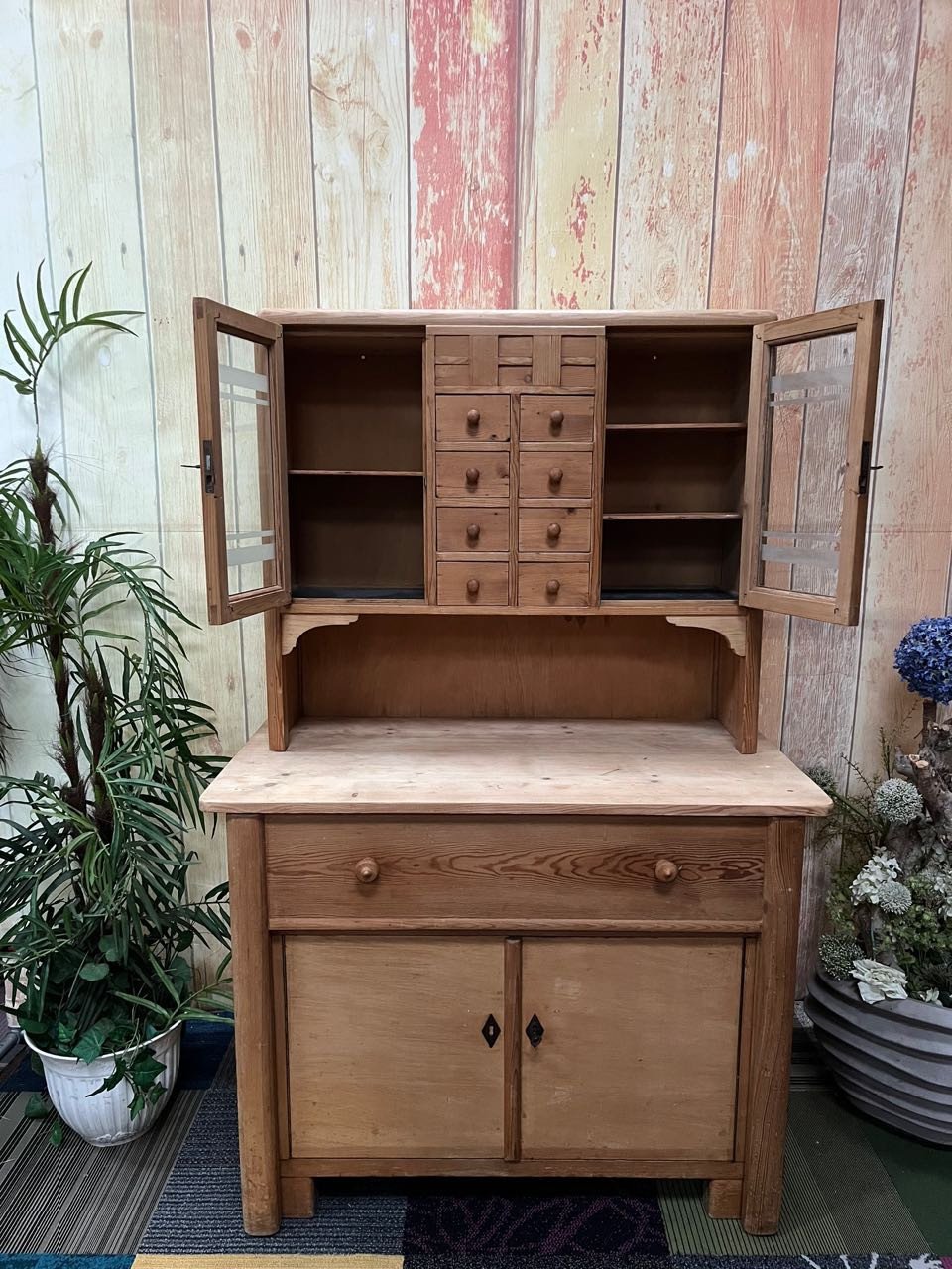 Art Deco Keukenkast No 672