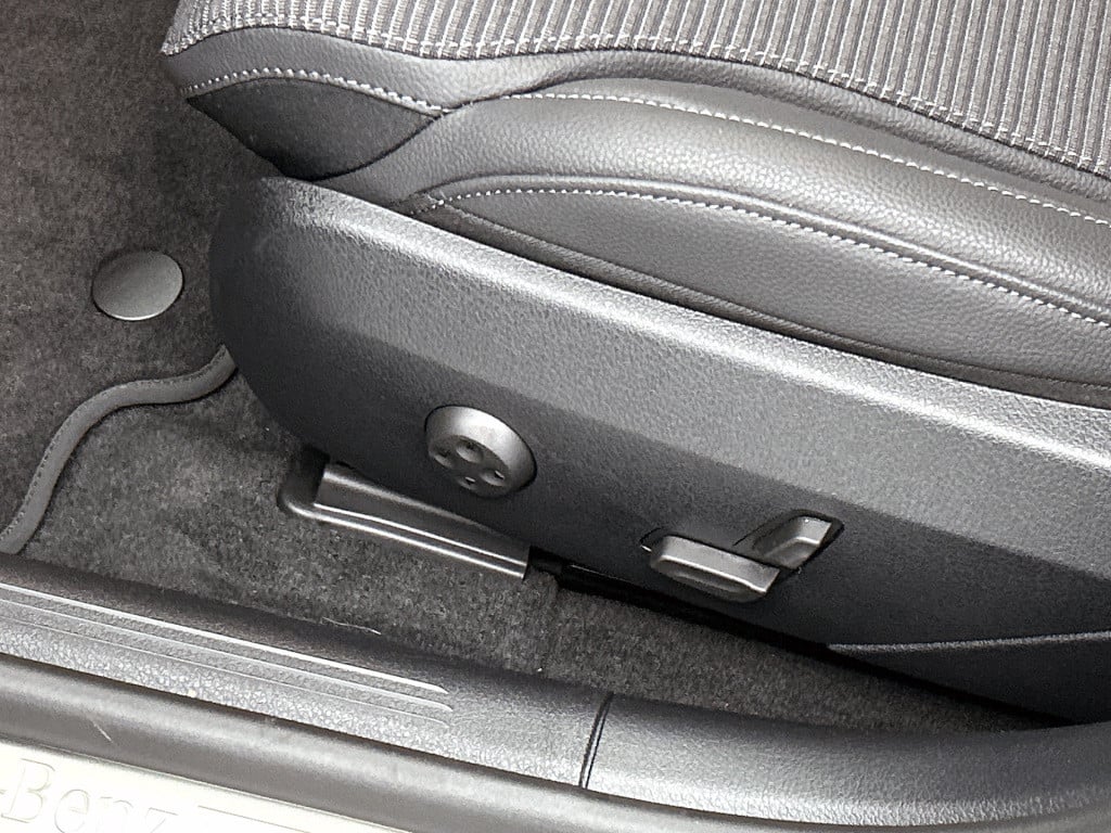 Mercedes-Benz C-Klasse 300 e business solution | trekhaak | spiegelpakket |