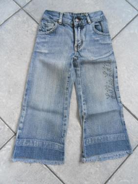 SPIJKERBROEKJE MAAT 92