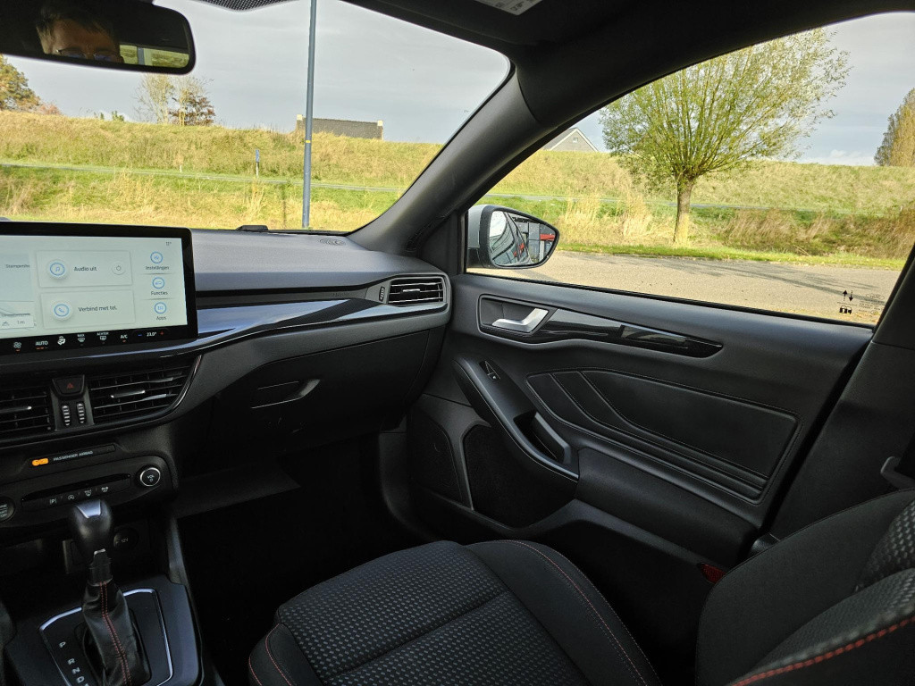 Ford Focus wagon 1.0 ecoboost hybrid titanium style