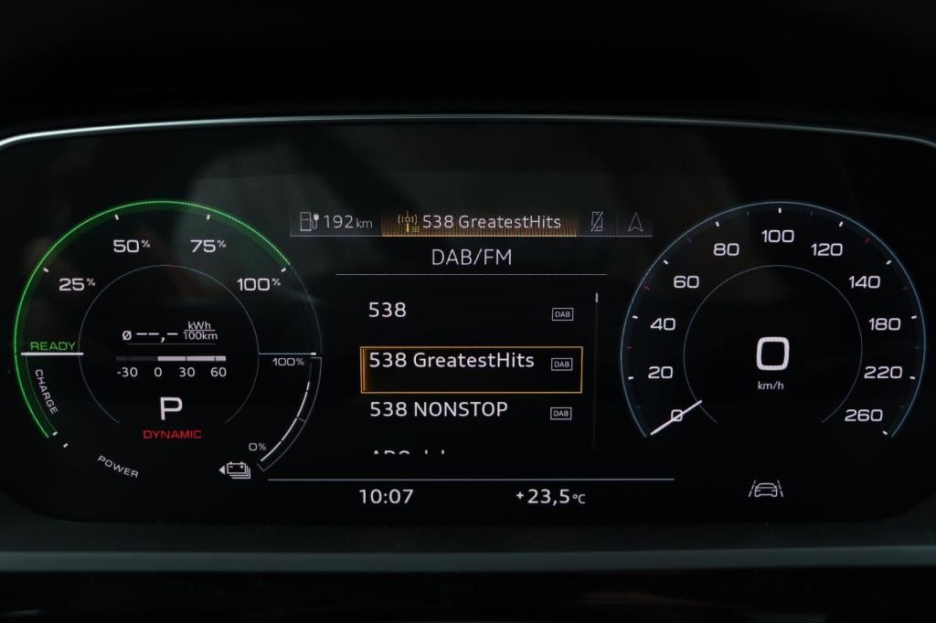 Audi E-tron 50 quattro advanced edition plus 71 kwh | soh 95,1% |