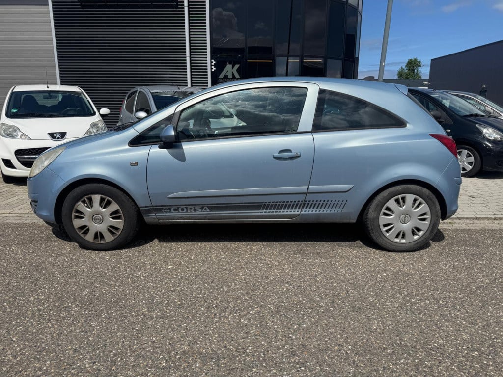 Opel Corsa 1.2-16v enjoy/lees tekst!/