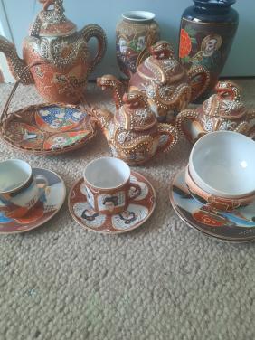 Divers Satsuma servies
