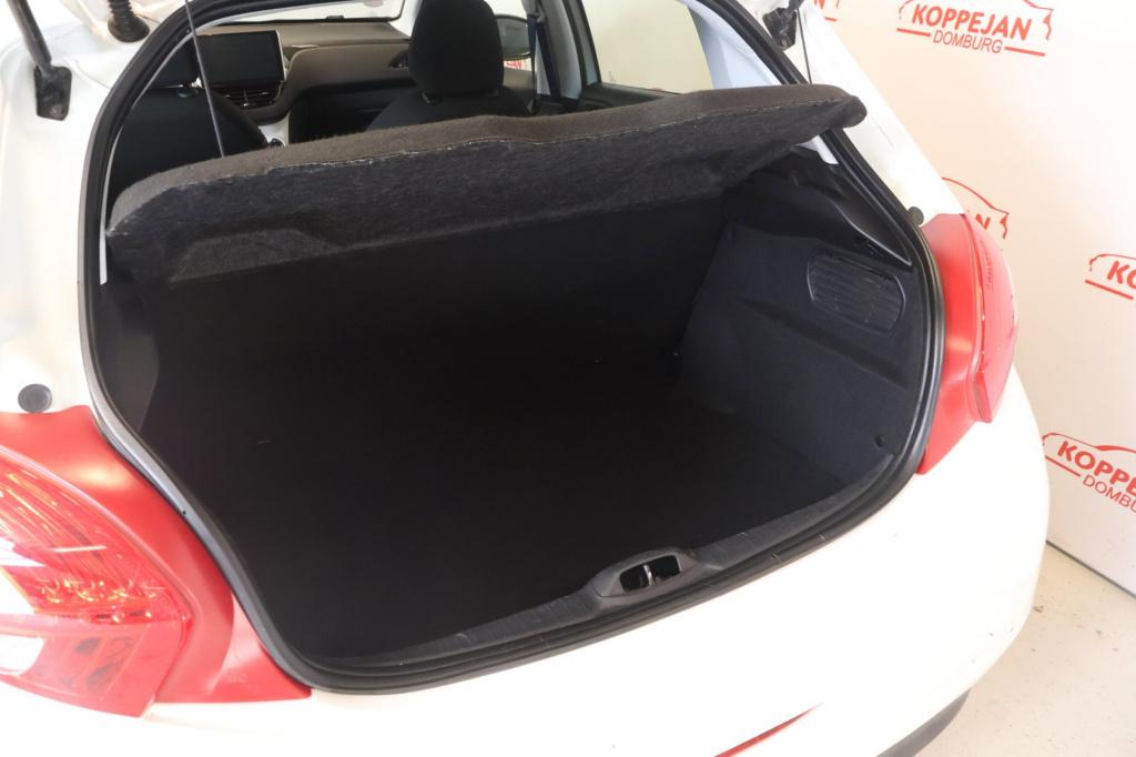 Peugeot 208 1.0 vti like org nl, carplay, cruise controle, all season bande