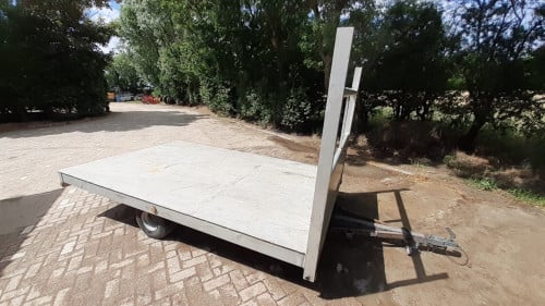 Te koop: Aluminium aanhangwagen, kan kiepen