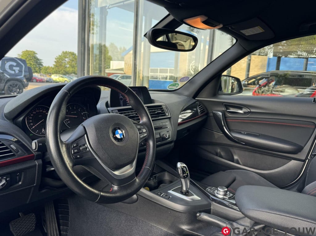 BMW 1 Serie 118i business+ sport xenon, afn. trekh. nl. auto