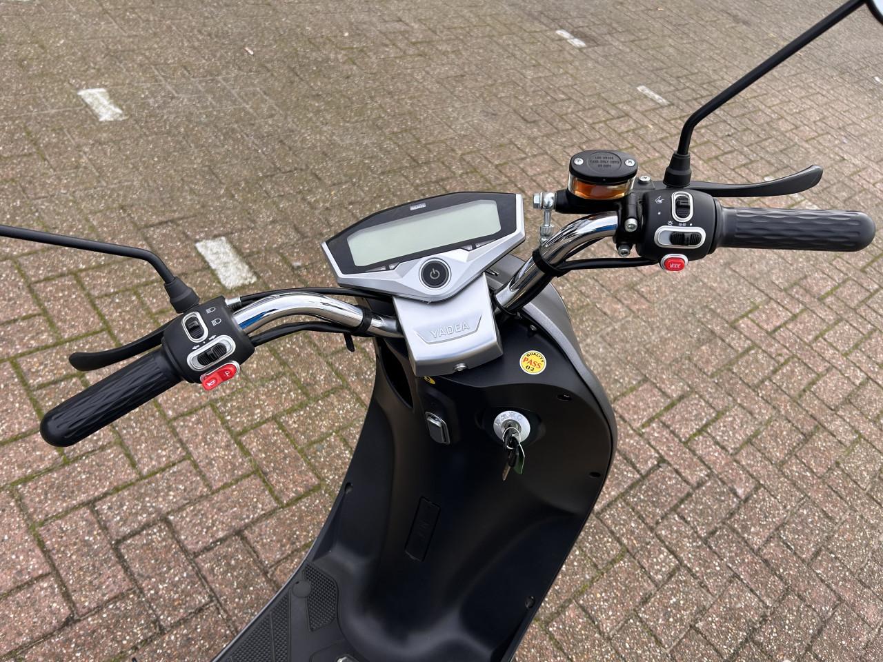 E-scooter Yadea C-umi