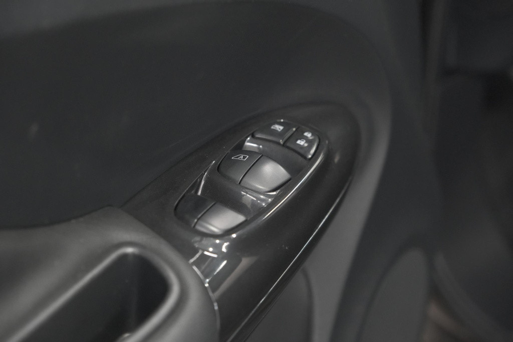 Nissan Juke dig-t 116 n-connecta | trekhaak | camera | navigatie | bose aud